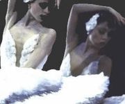 Greta Hodgkinson with Artists of the Ballet in Swan Lake (Photo by Lydia Pewelak)